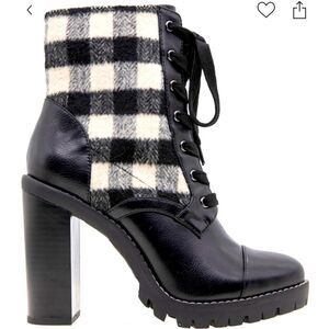 BCBGeneration Pilas Black/Ivory Block Heel Boot Plaid Fall 2021